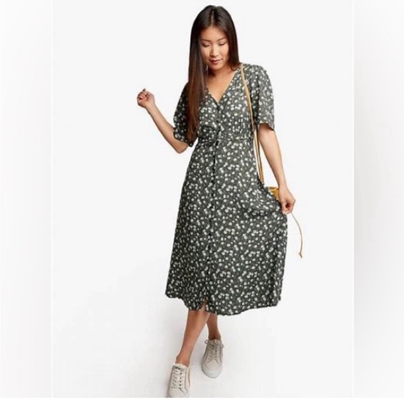 NWT ABLE Amelia Button Dress - Picture 4 of 4